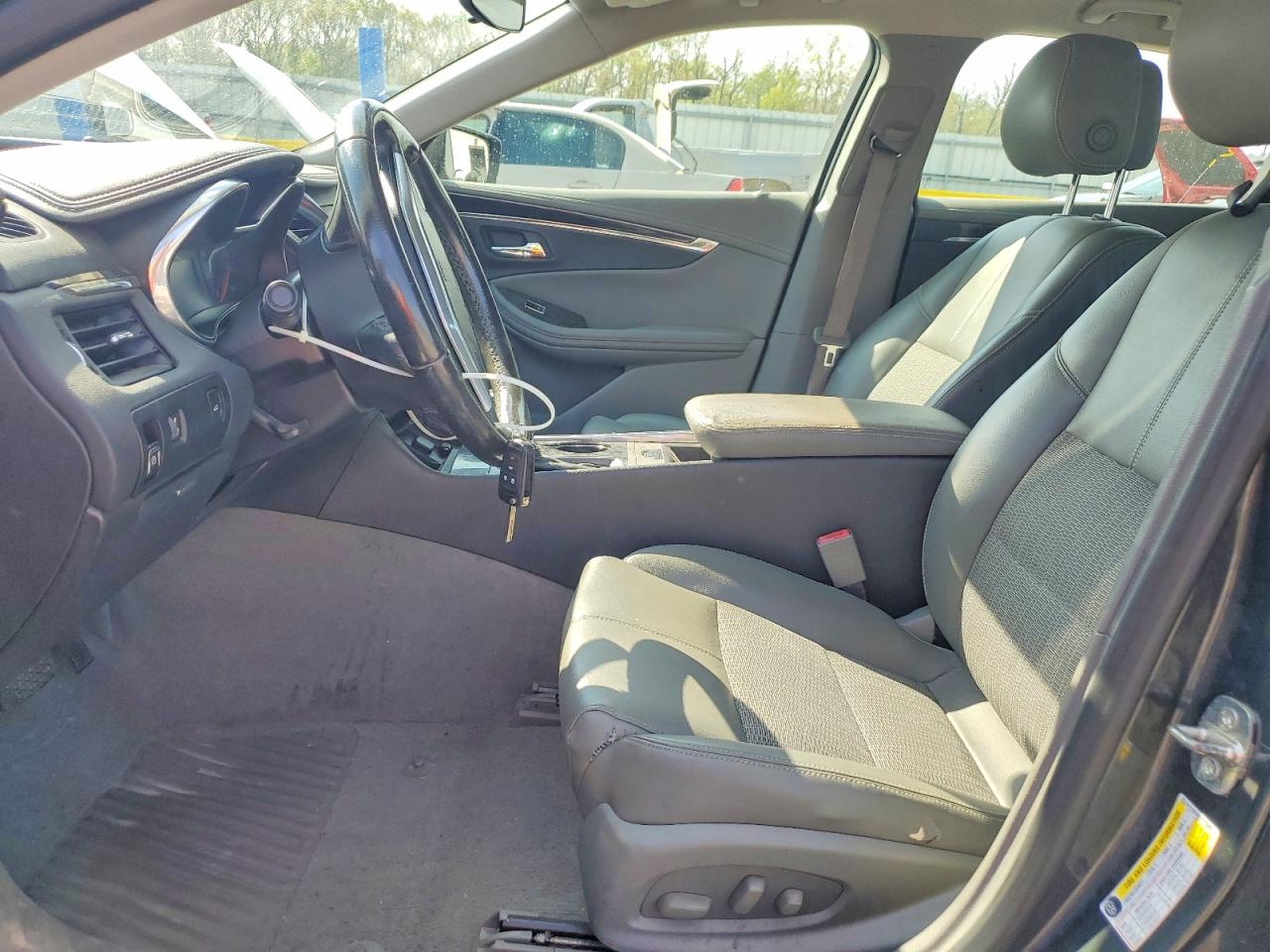 2014 CHEVROLET IMPALA LT photo 7