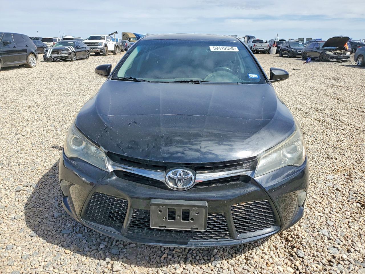 2017 TOYOTA CAMRY XSE photo 9