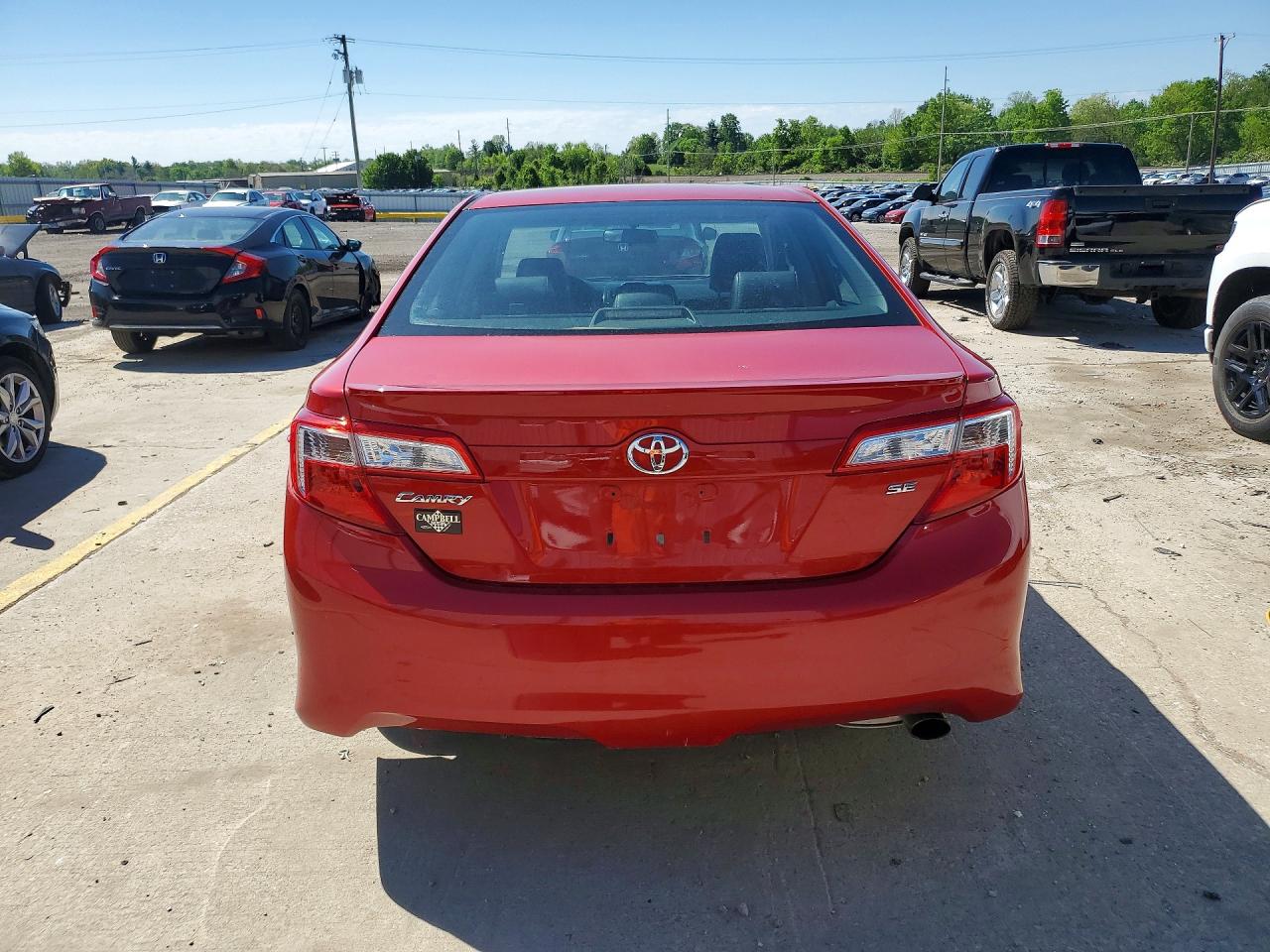 2012 TOYOTA CAMRY SE photo 11