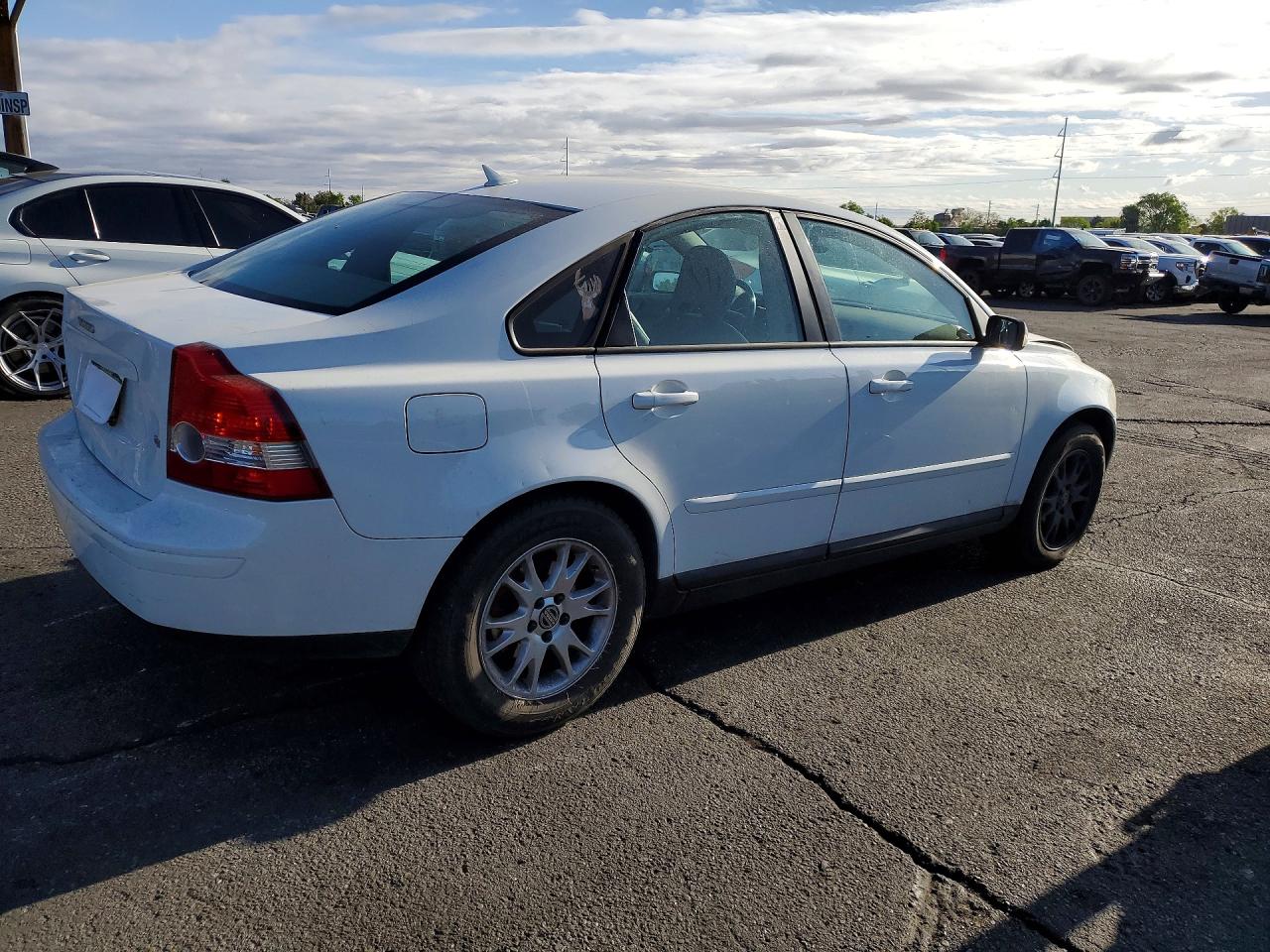 2005 VOLVO S40 2.4I photo 3