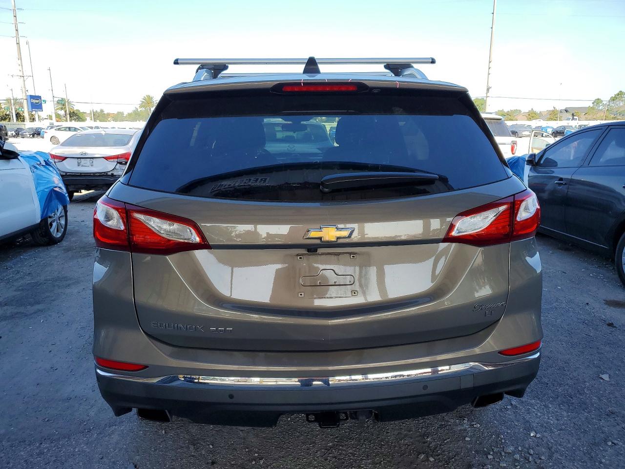 2018 CHEVROLET EQUINOX LT photo 11