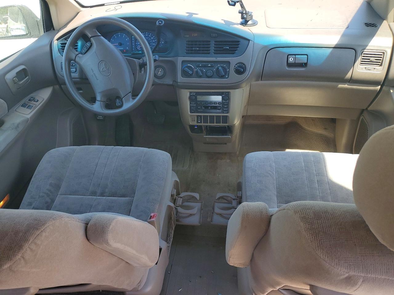 2003 TOYOTA SIENNA LE photo 15