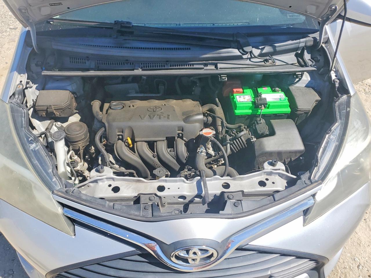 2017 TOYOTA YARIS 5-DOOR L FLEET photo 21