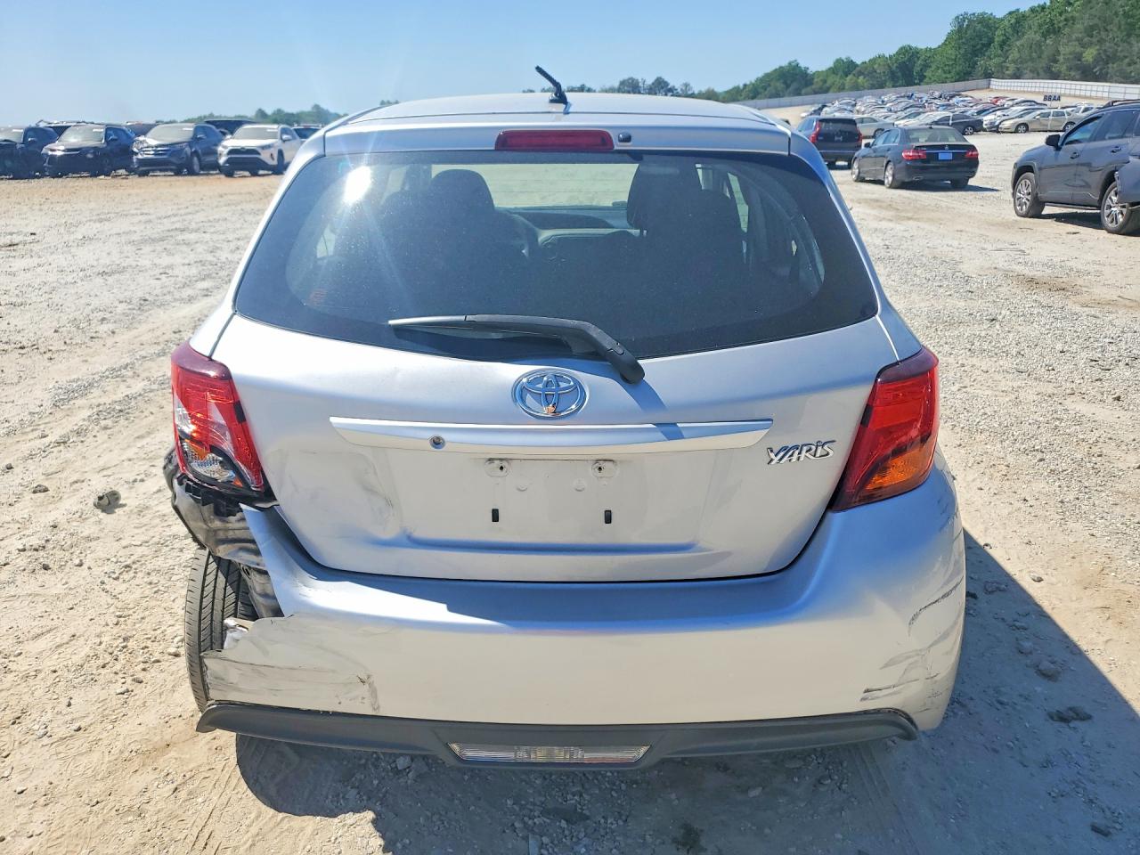 2017 TOYOTA YARIS 5-DOOR L FLEET photo 11