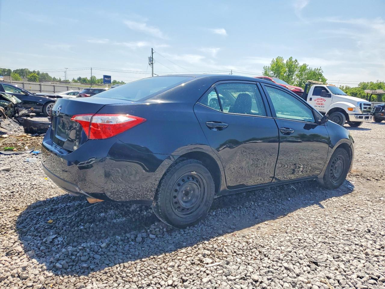 2015 TOYOTA COROLLA L photo 3