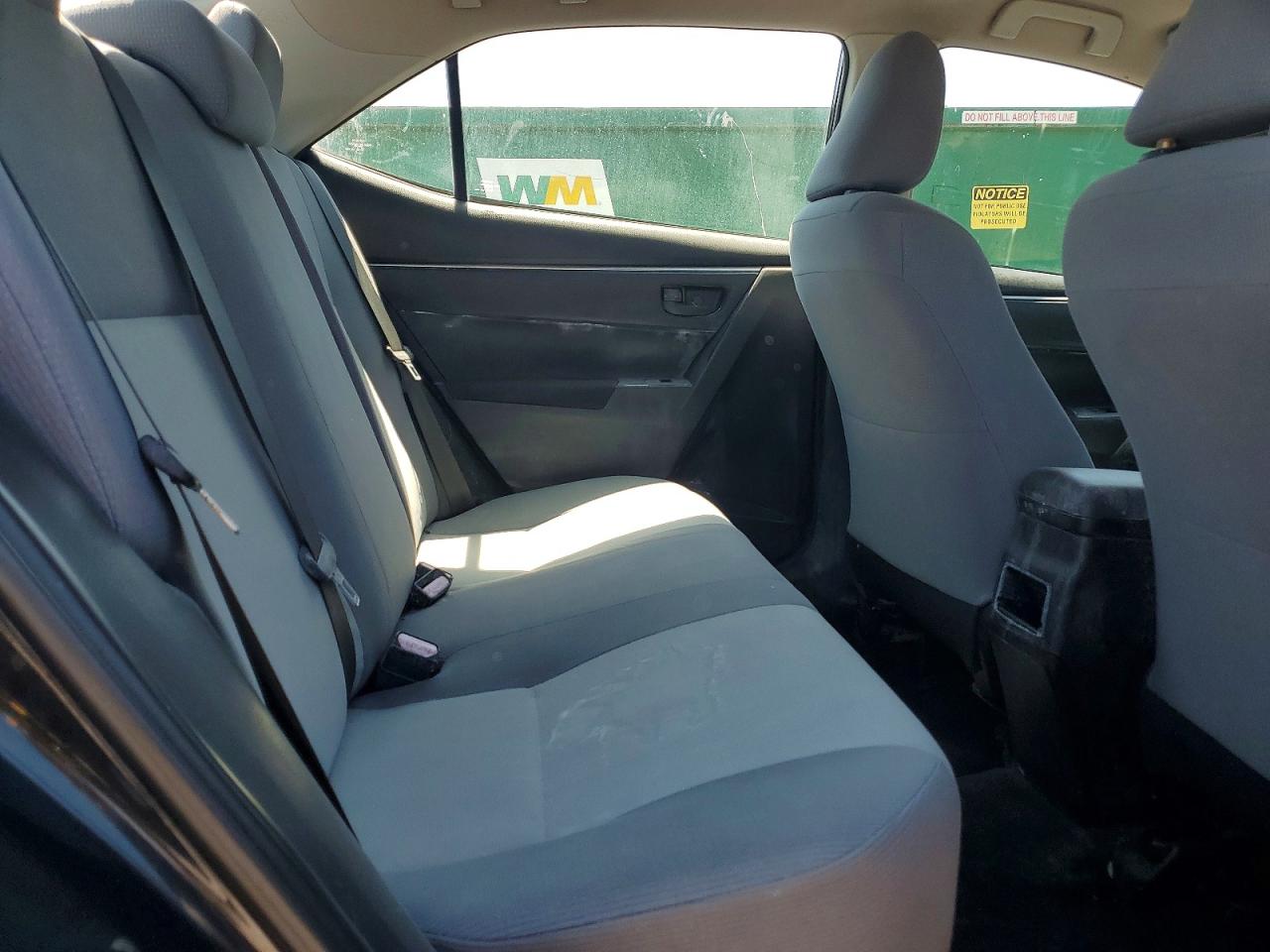 2015 TOYOTA COROLLA L photo 10