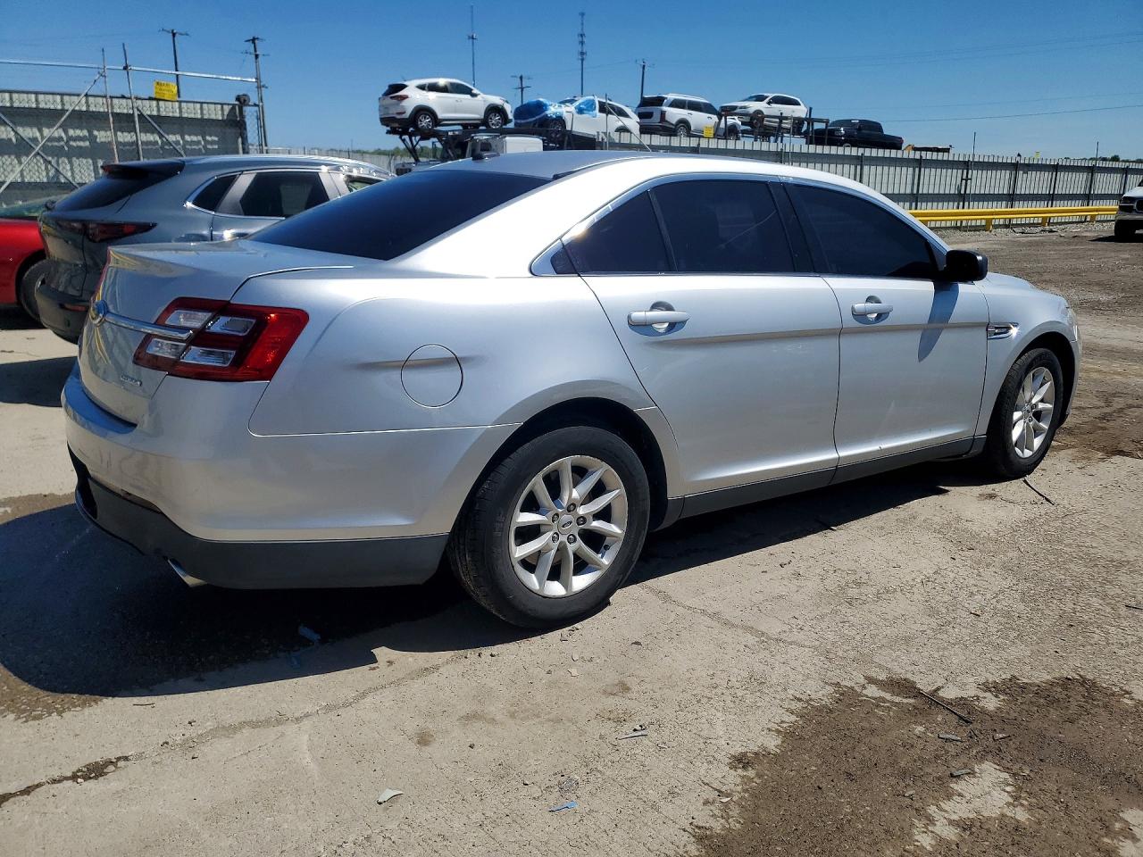 2014 FORD TAURUS SE photo 5
