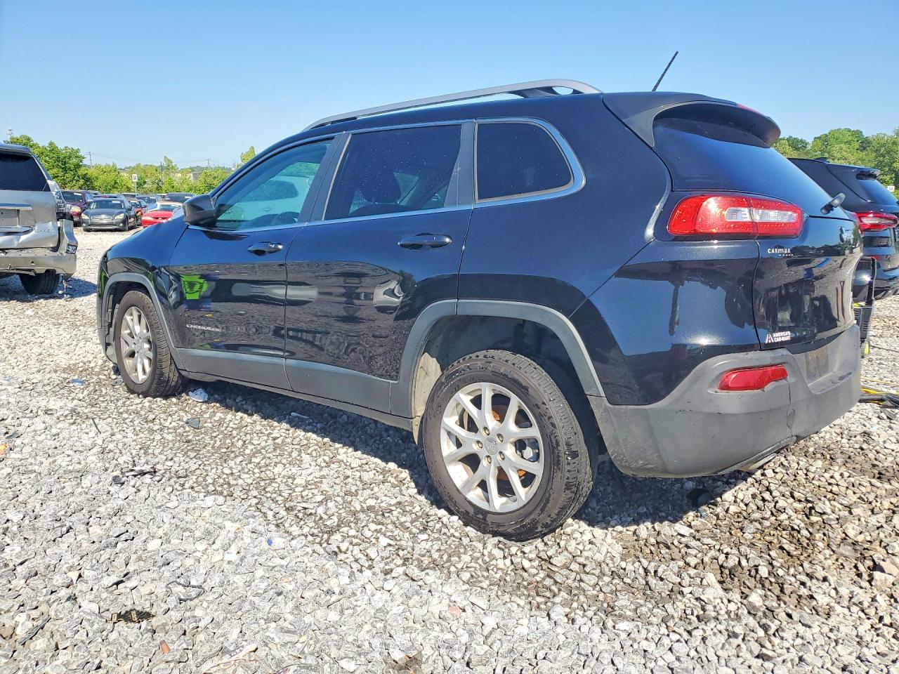 2015 JEEP CHEROKEE LATITUDE photo 3