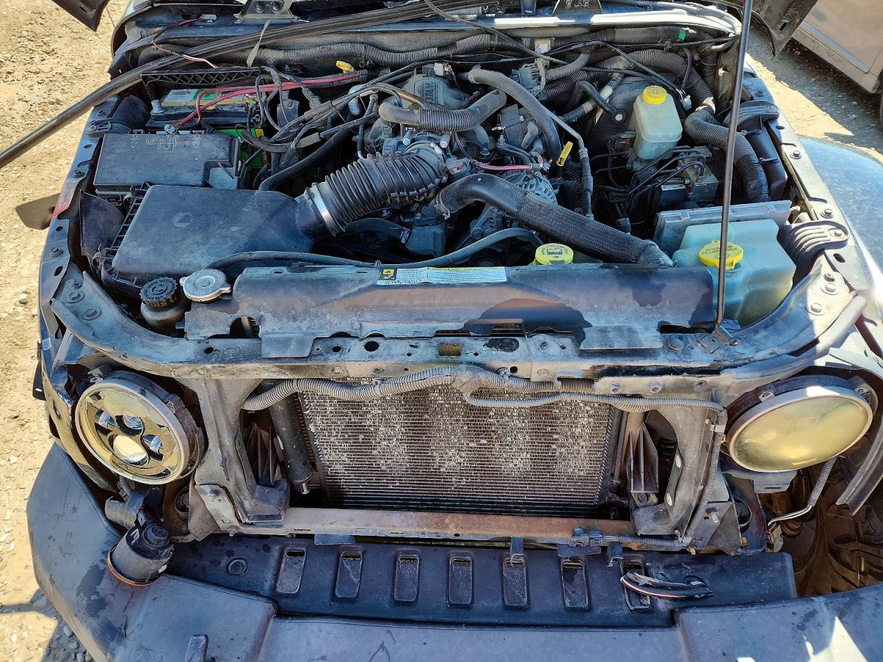2007 JEEP WRANGLER SAHARA photo 34