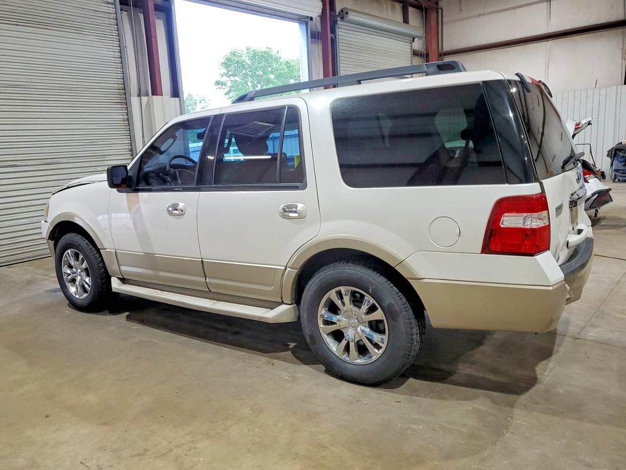2010 FORD EXPEDITION EDDIE BAUER photo 4