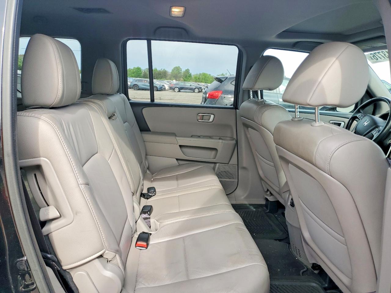 2015 HONDA PILOT EXLN photo 11