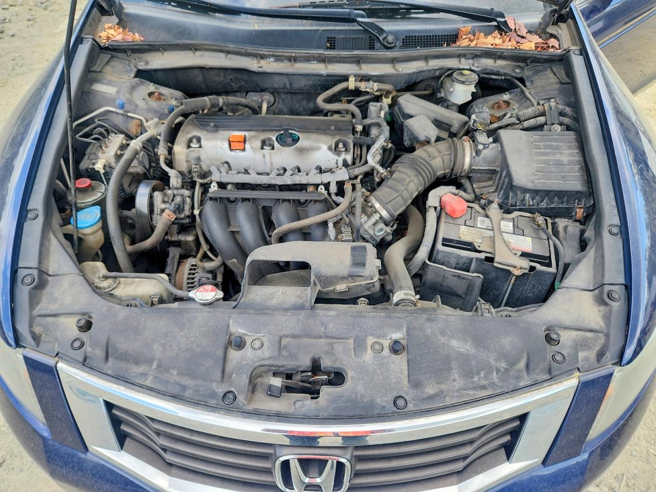 2010 HONDA ACCORD LX photo 31