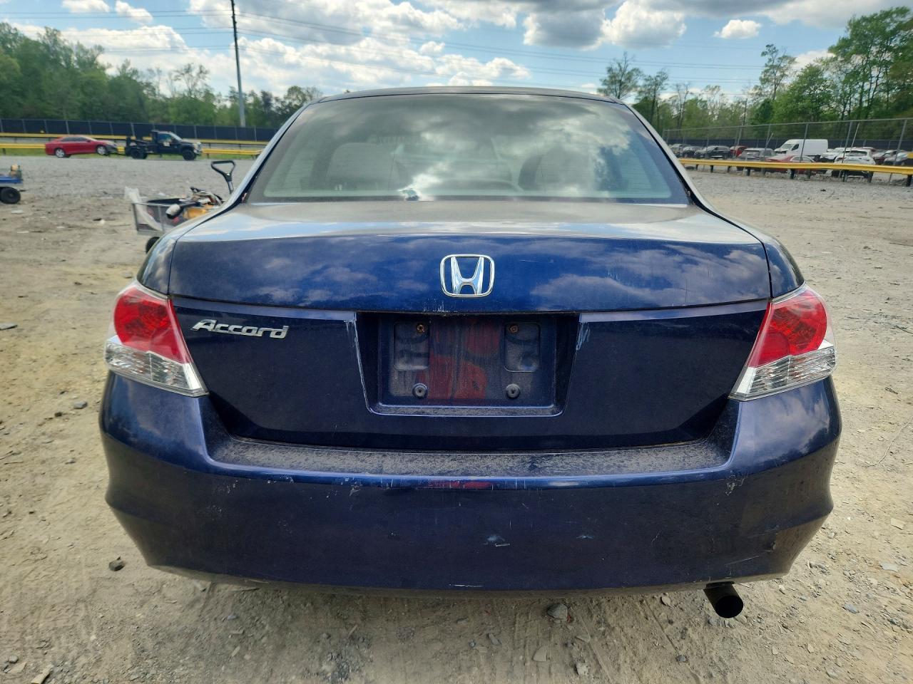 2010 HONDA ACCORD LX photo 16