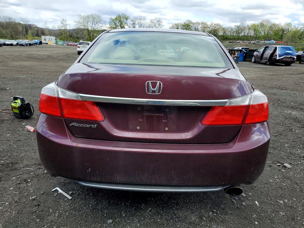 2014 HONDA ACCORD LX photo 11