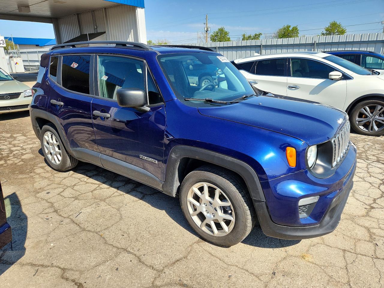 2019 JEEP RENEGADE SPORT photo 4