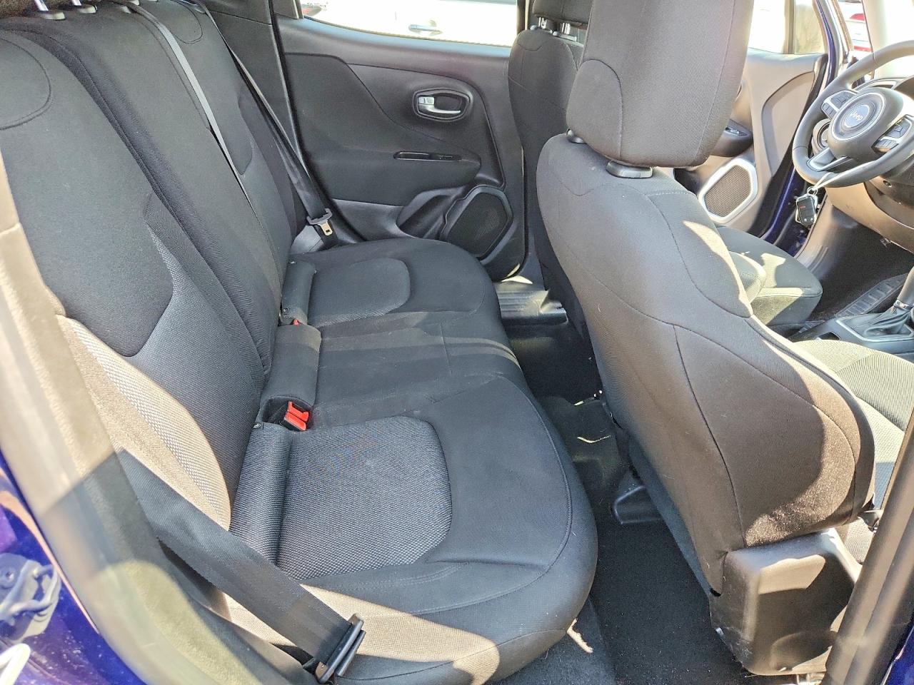 2019 JEEP RENEGADE SPORT photo 10