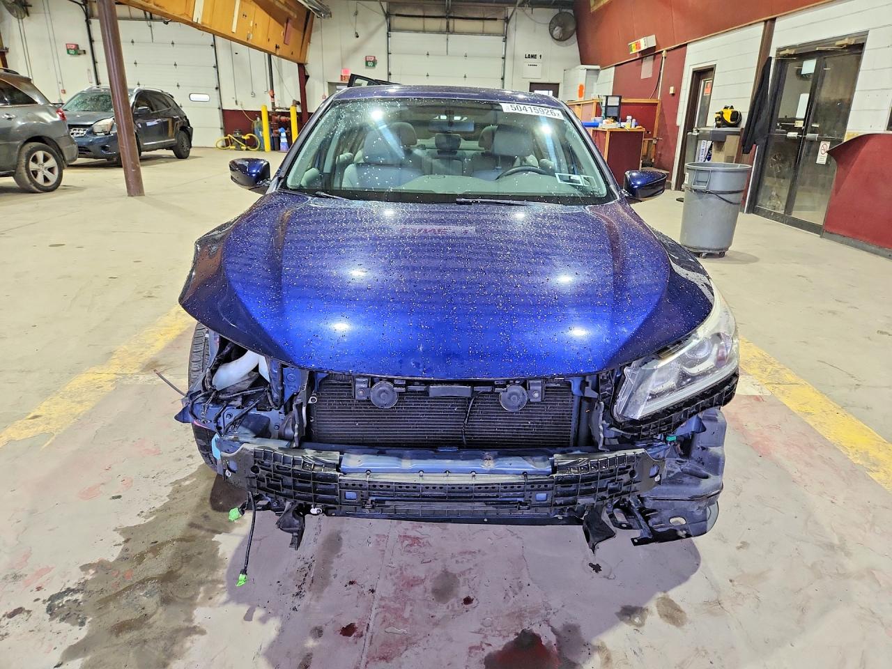 2016 HONDA ACCORD LX photo 5