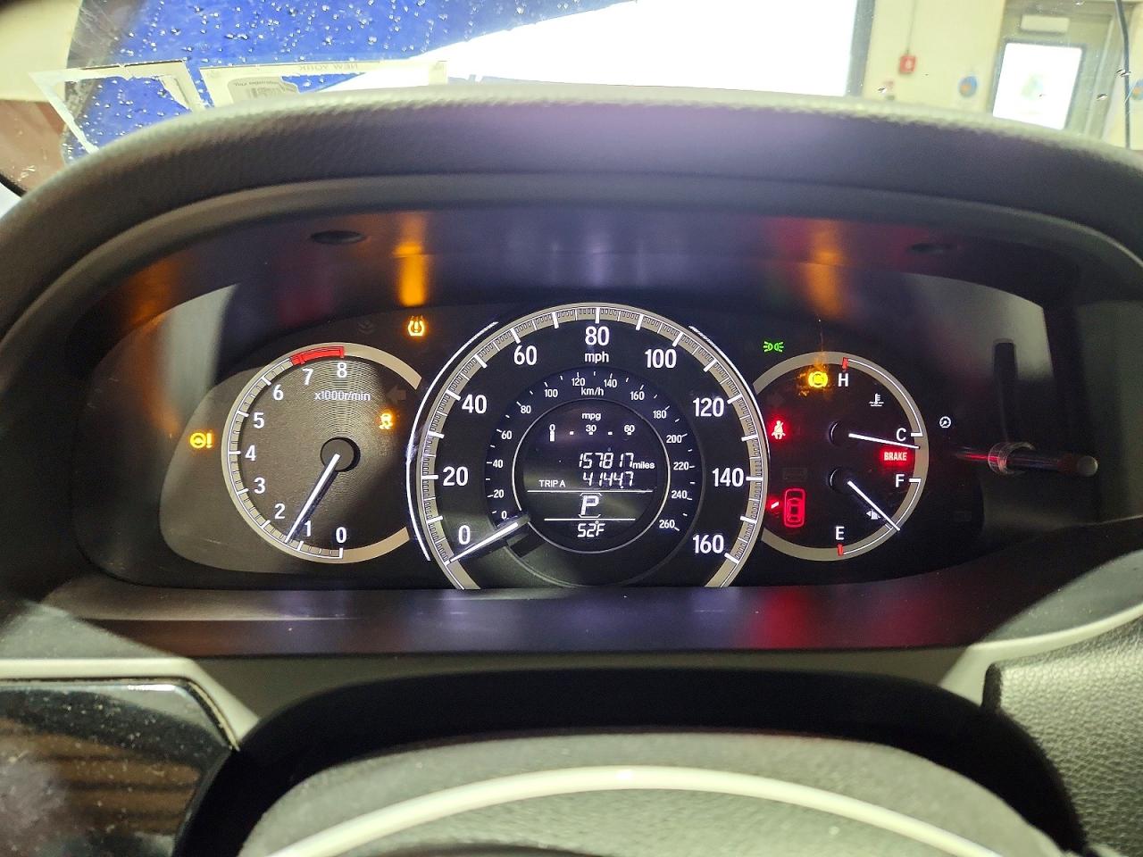 2016 HONDA ACCORD LX photo 9