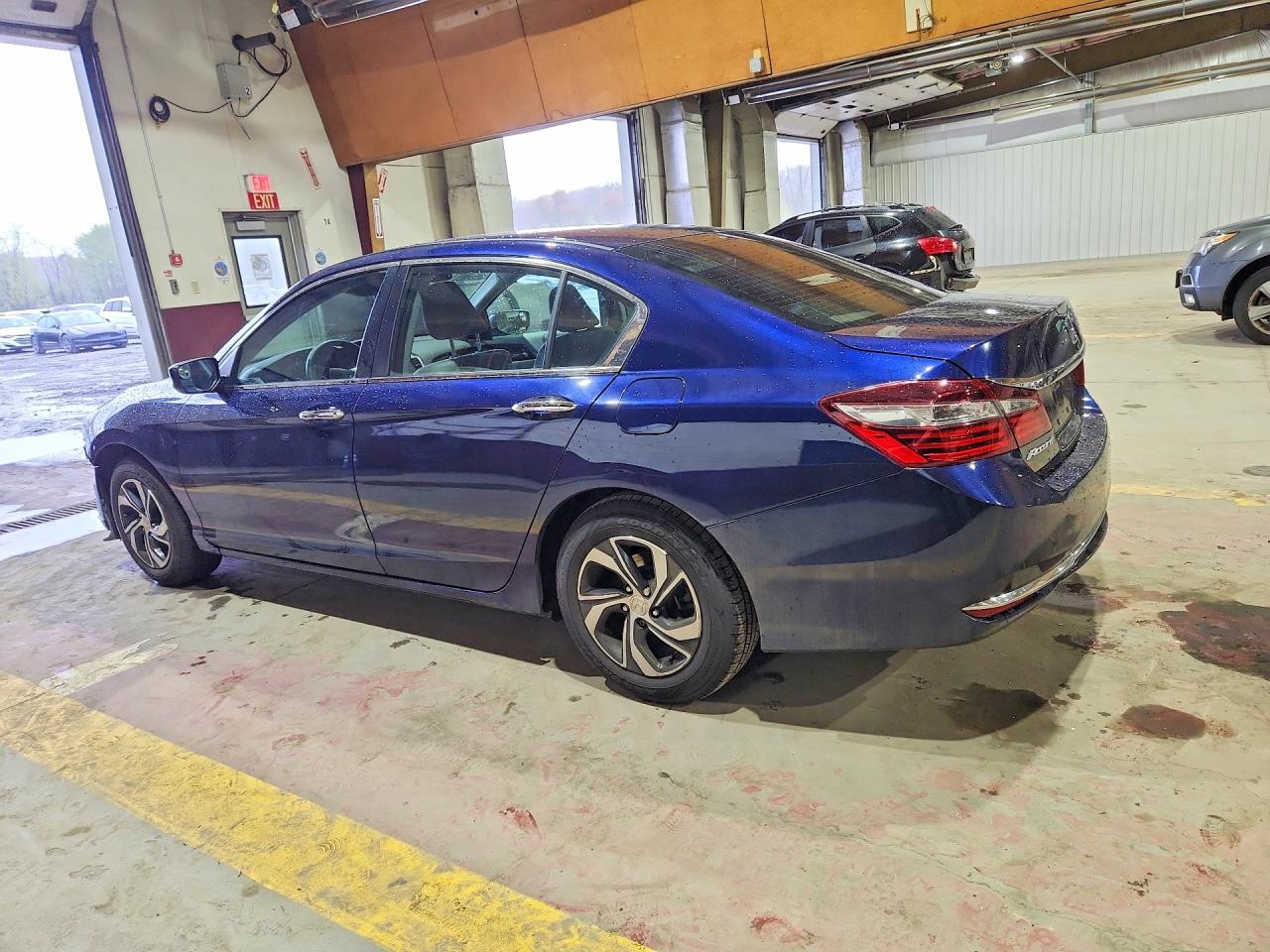 2016 HONDA ACCORD LX photo 2