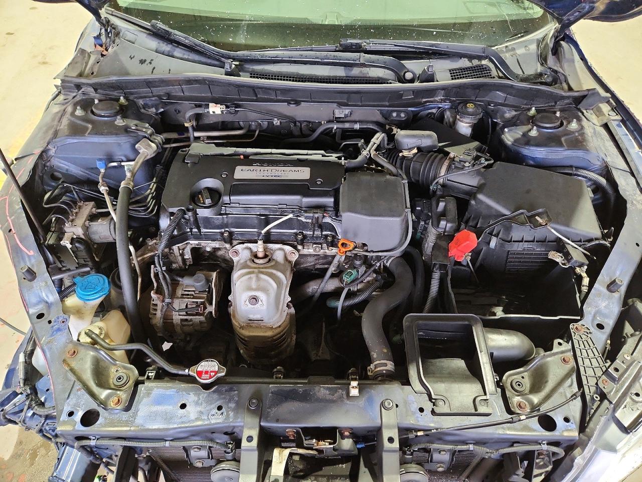 2016 HONDA ACCORD LX photo 11