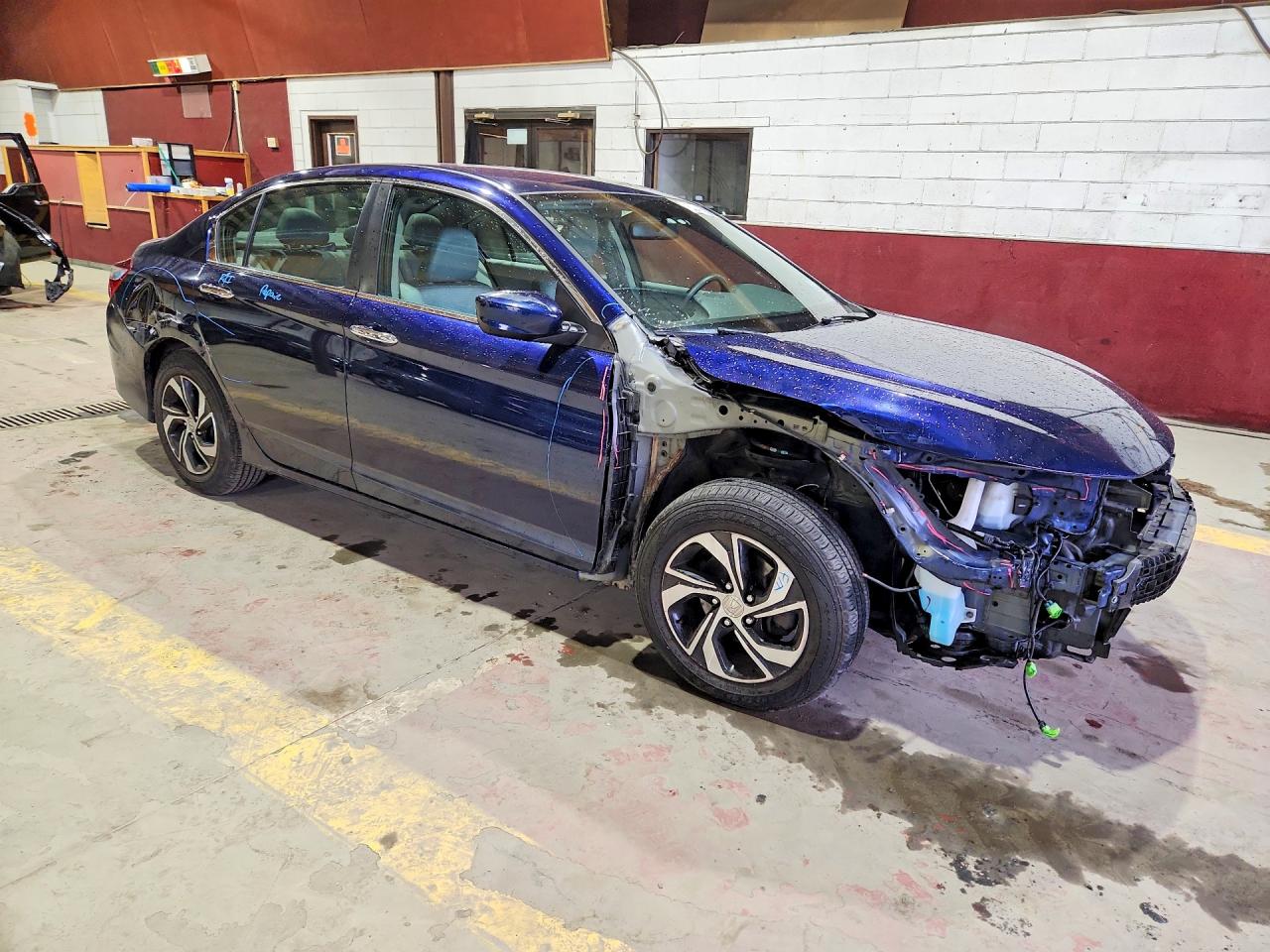 2016 HONDA ACCORD LX photo 4