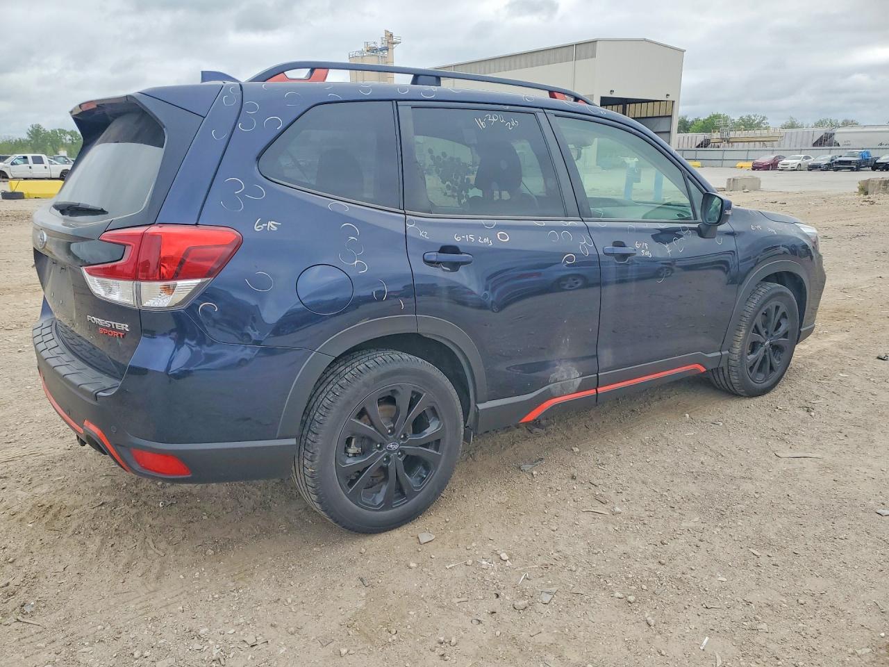 2020 SUBARU FORESTER SPORT photo 3