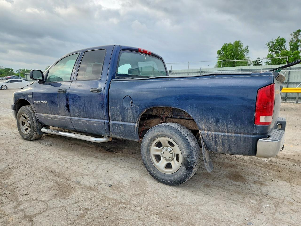 2006 DODGE RAM 1500 ST photo 3