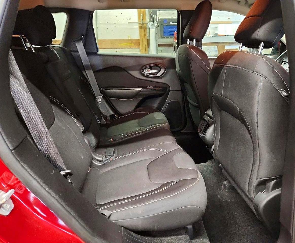 2015 JEEP CHEROKEE LATITUDE photo 21