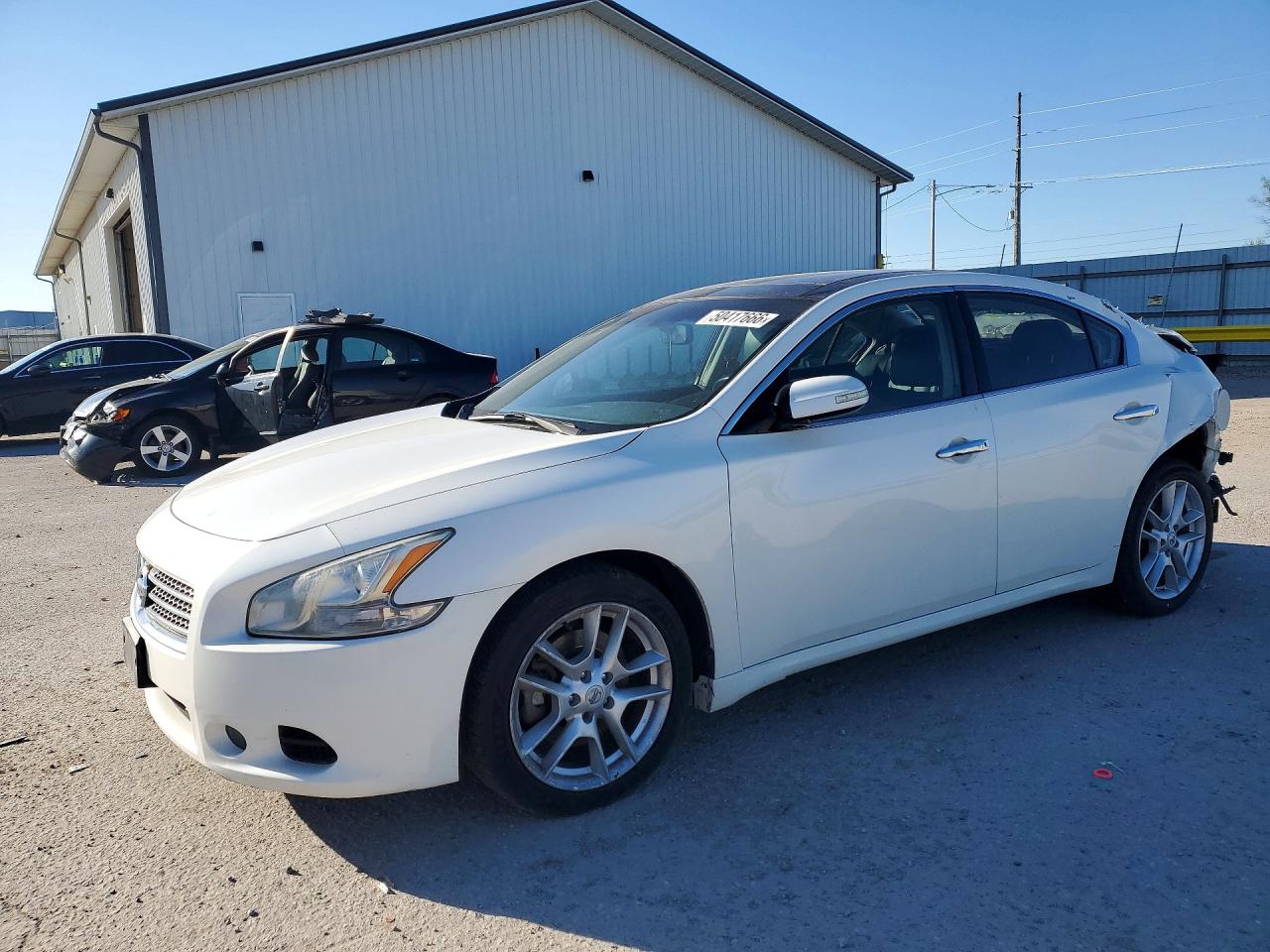 2010 NISSAN MAXIMA