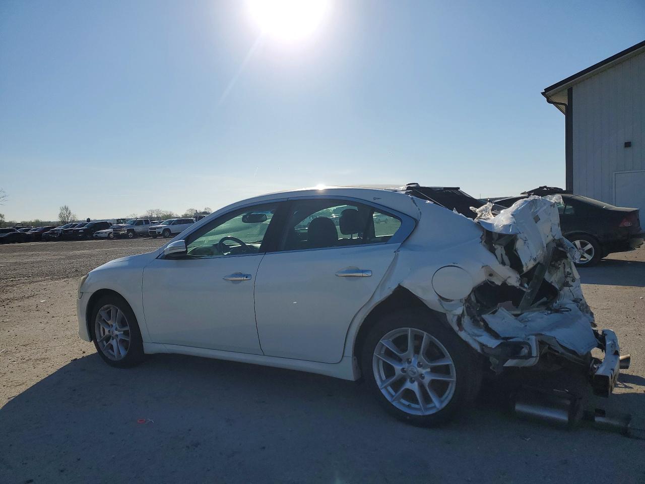2010 NISSAN MAXIMA 3.5 S photo 2