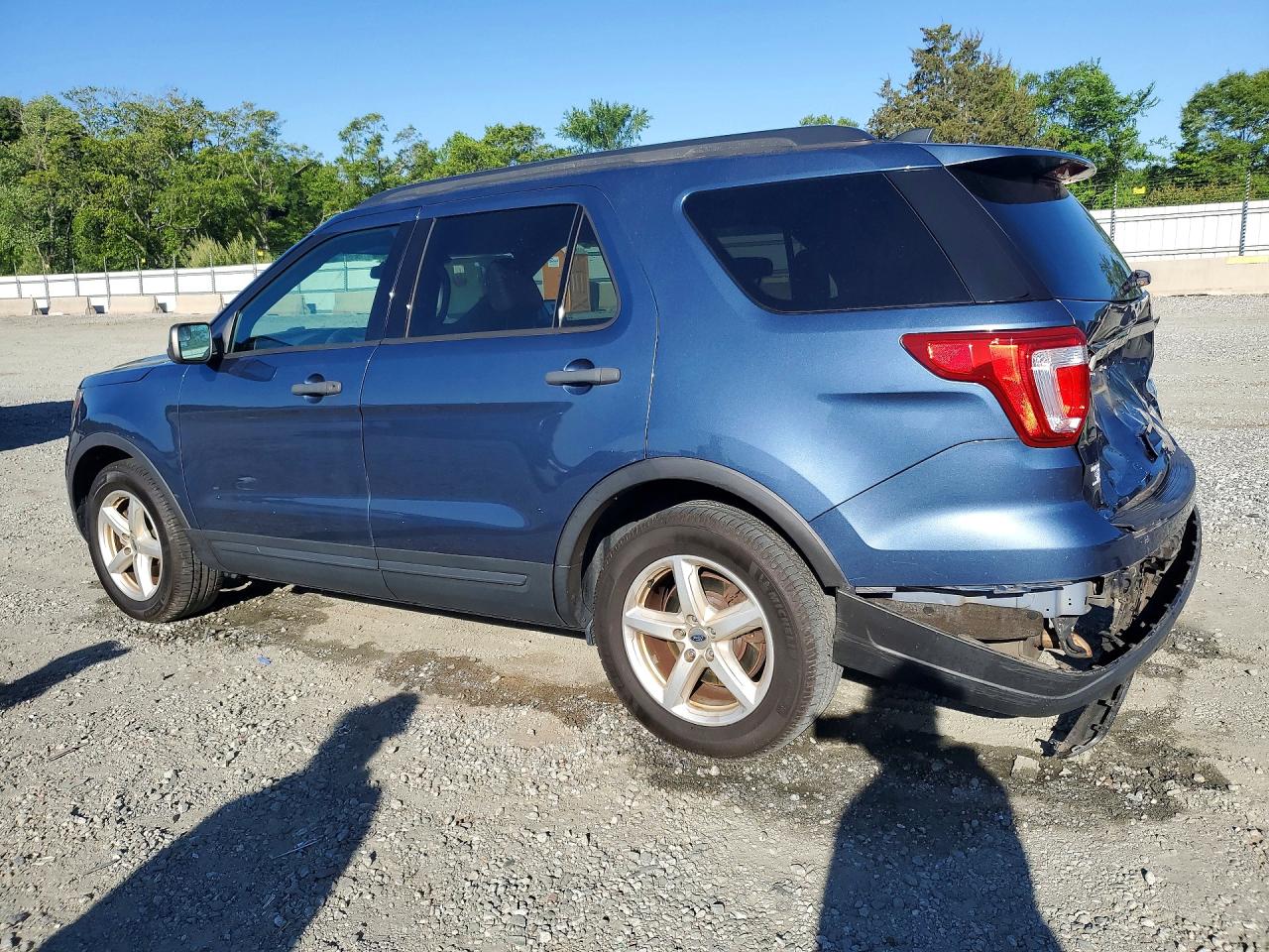2018 FORD EXPLORER photo 4