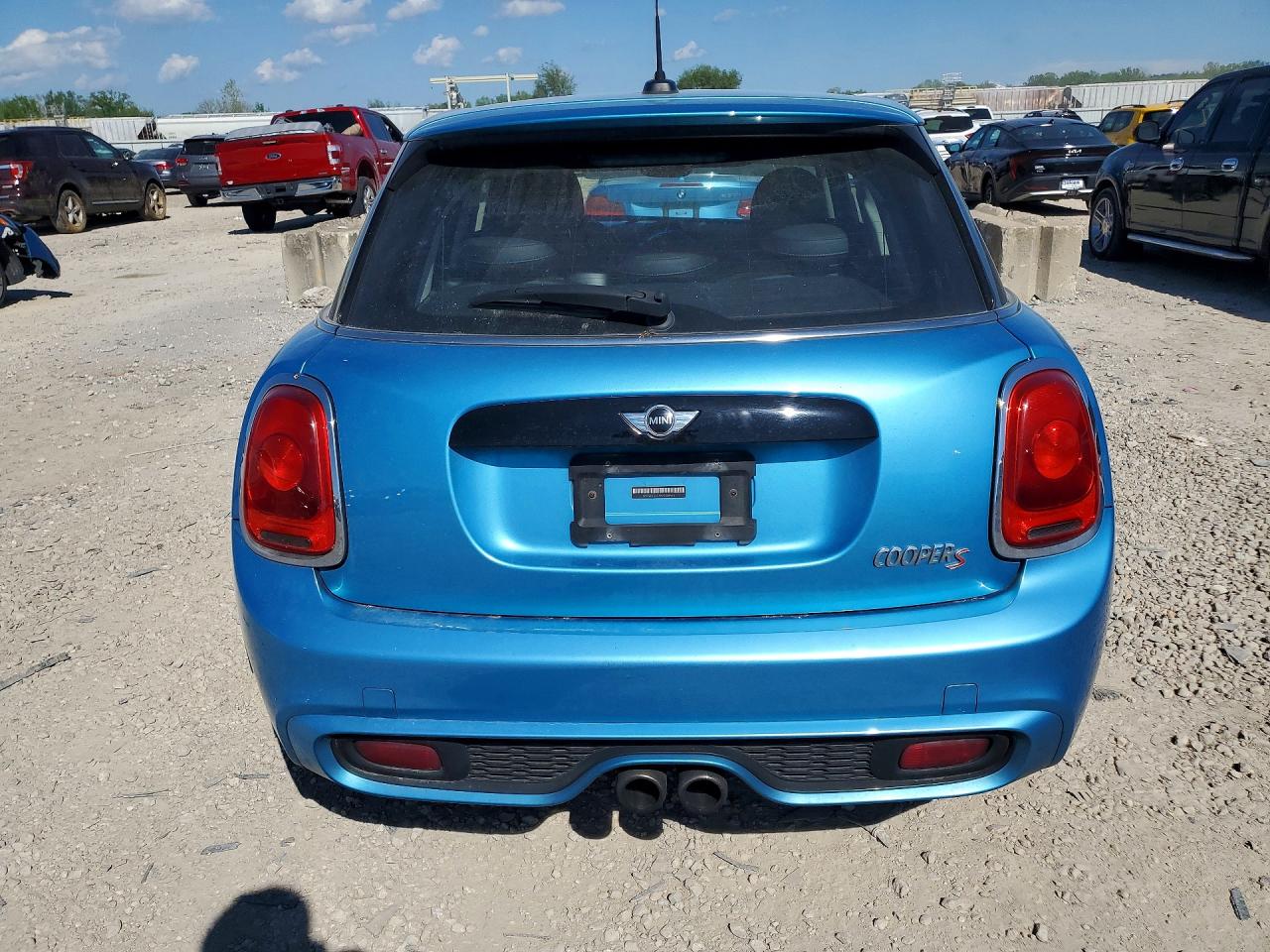 2016 MINI COOPER S photo 16