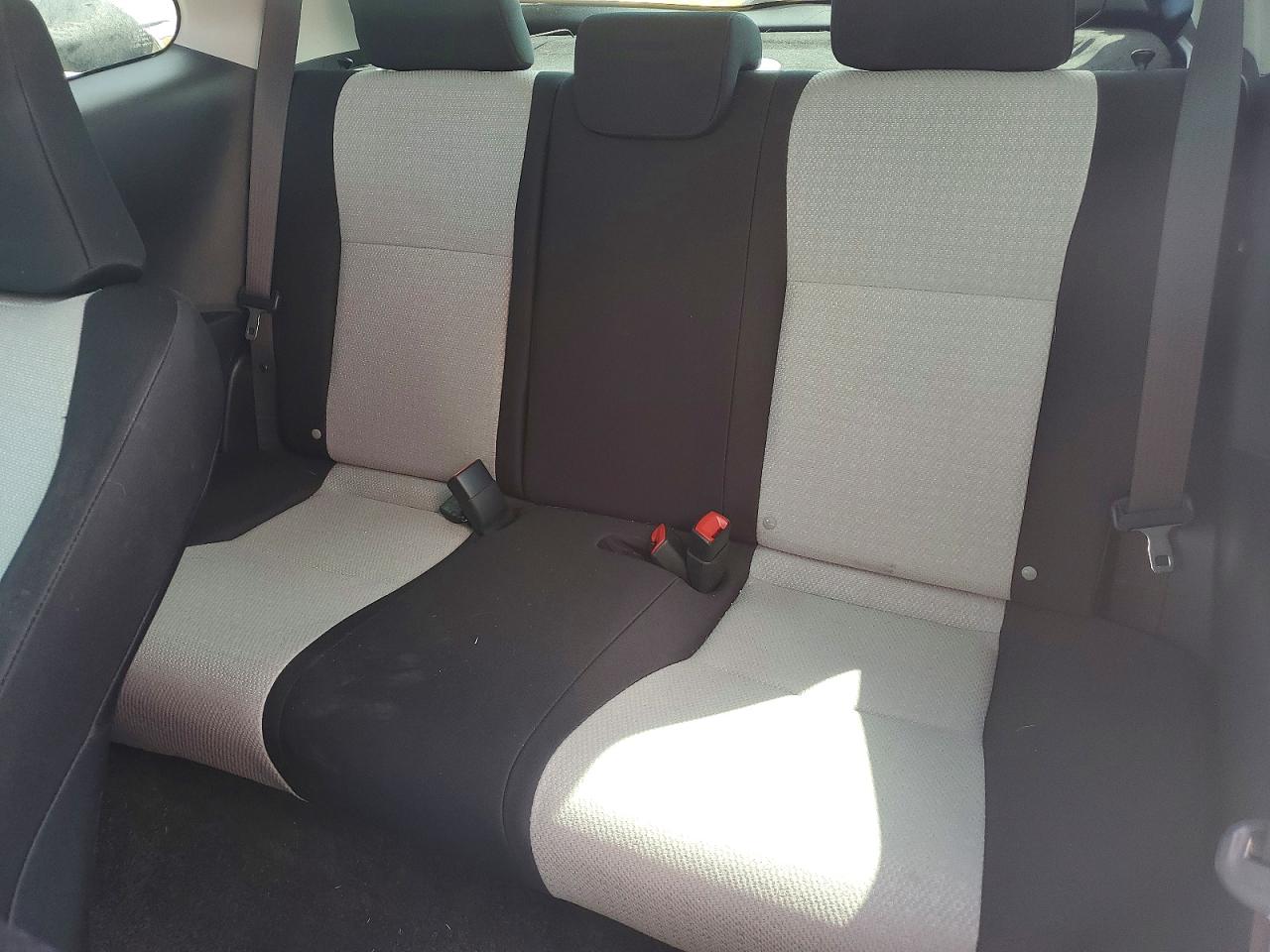 2012 TOYOTA YARIS 3-DOOR LE photo 19