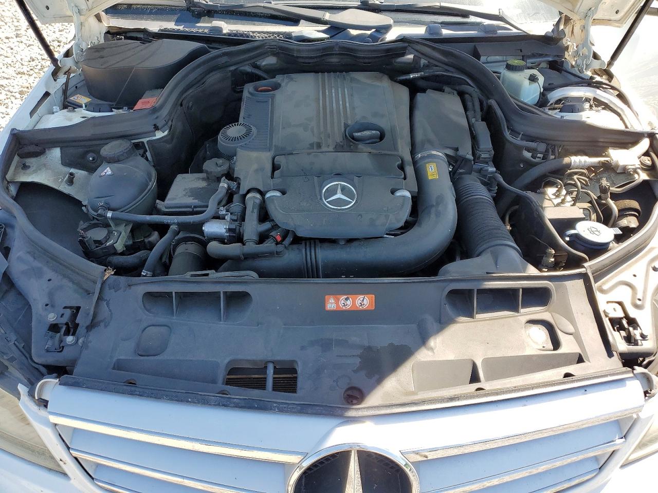 2013 MERCEDES-BENZ C 250 photo 31