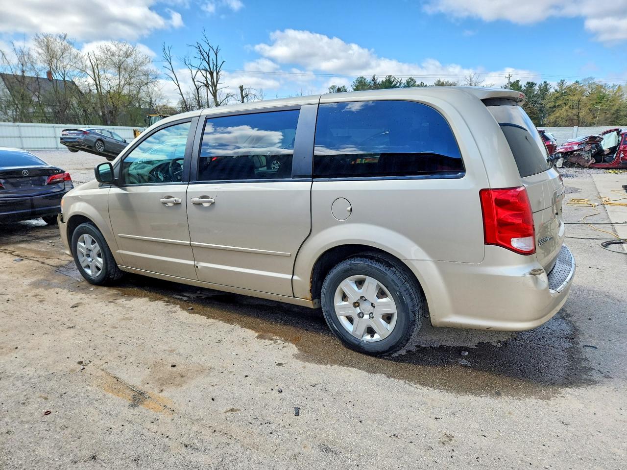2012 DODGE GRAND CARAVAN SE photo 4