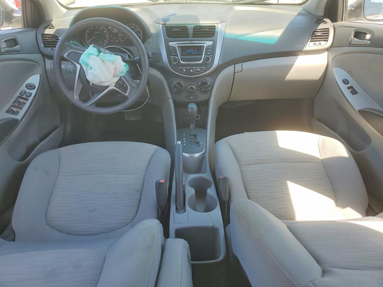 2016 HYUNDAI ACCENT SE photo 22