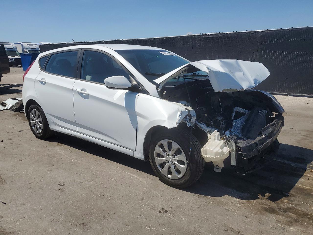 2016 HYUNDAI ACCENT SE photo 10