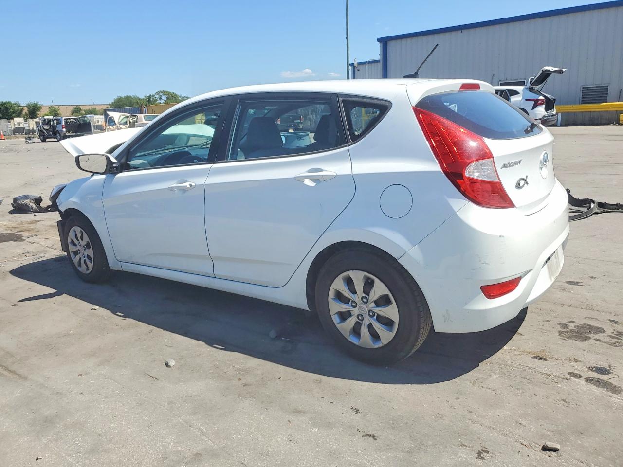2016 HYUNDAI ACCENT SE photo 4