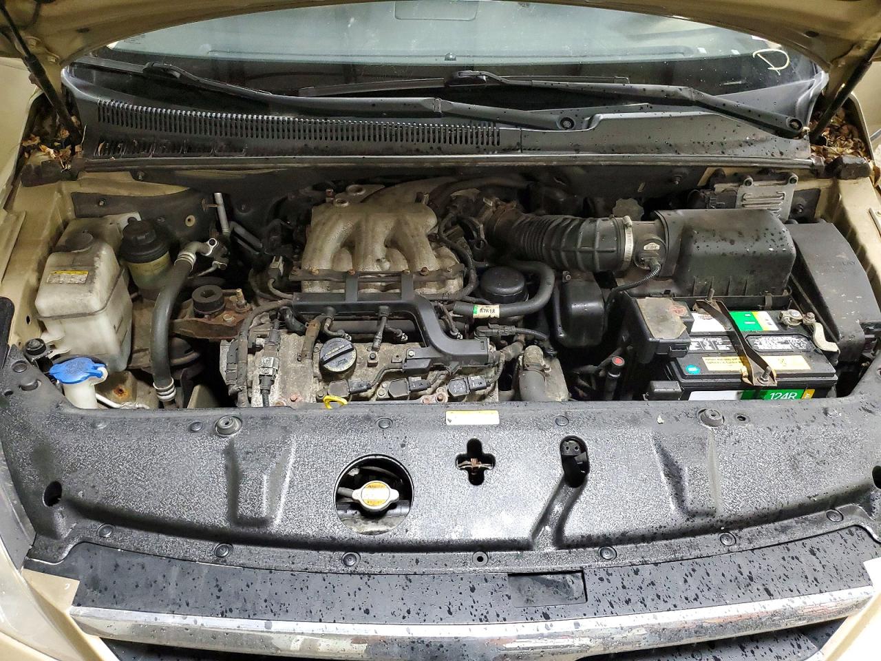 2008 HYUNDAI ENTOURAGE GLS photo 21