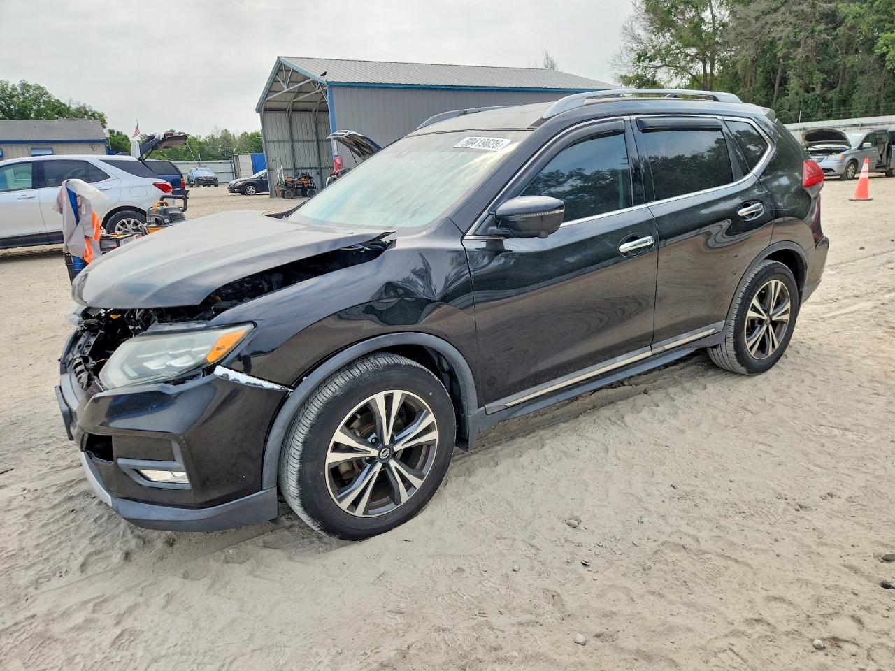 2017 NISSAN ROGUE