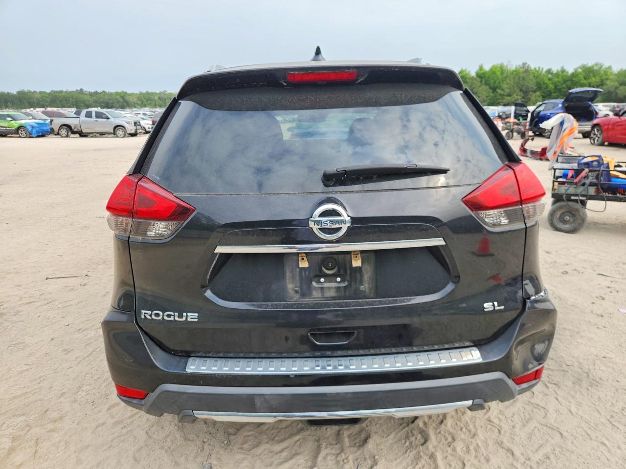 2017 NISSAN ROGUE SL photo 11