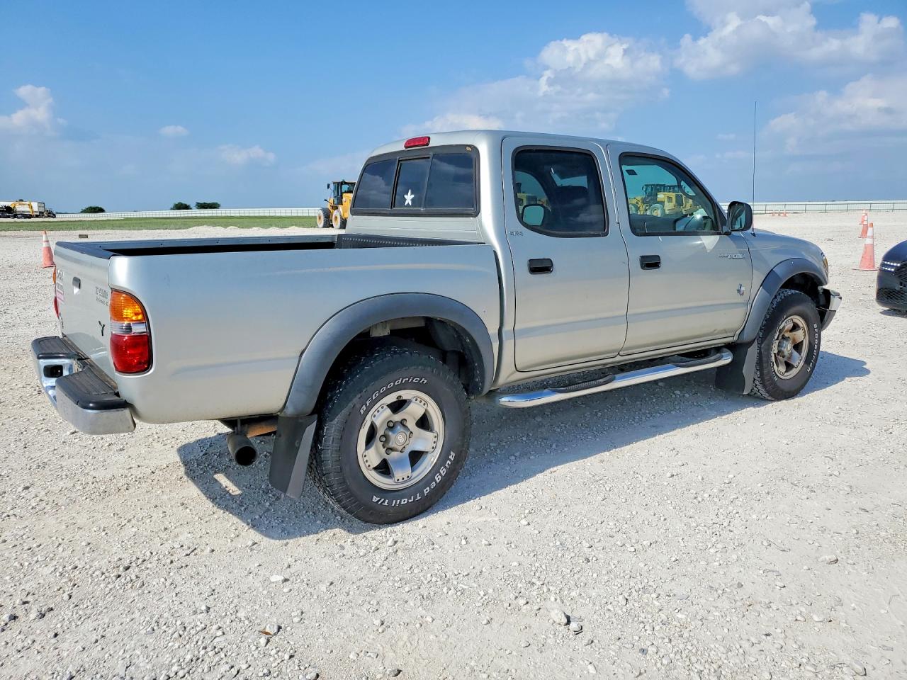 2004 TOYOTA TACOMA DOUBLE CAB PRERUNNER photo 3