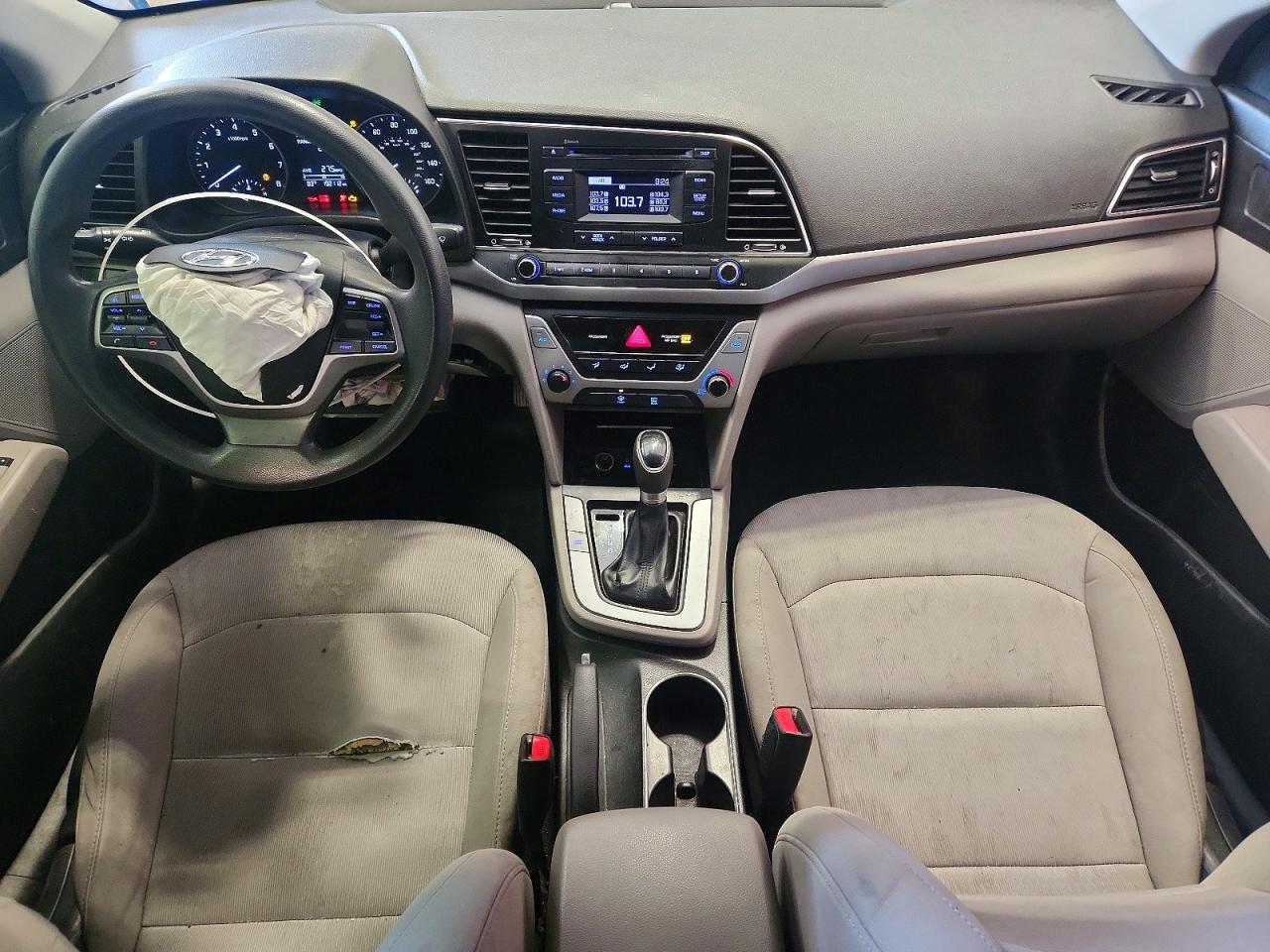2018 HYUNDAI ELANTRA SE photo 22