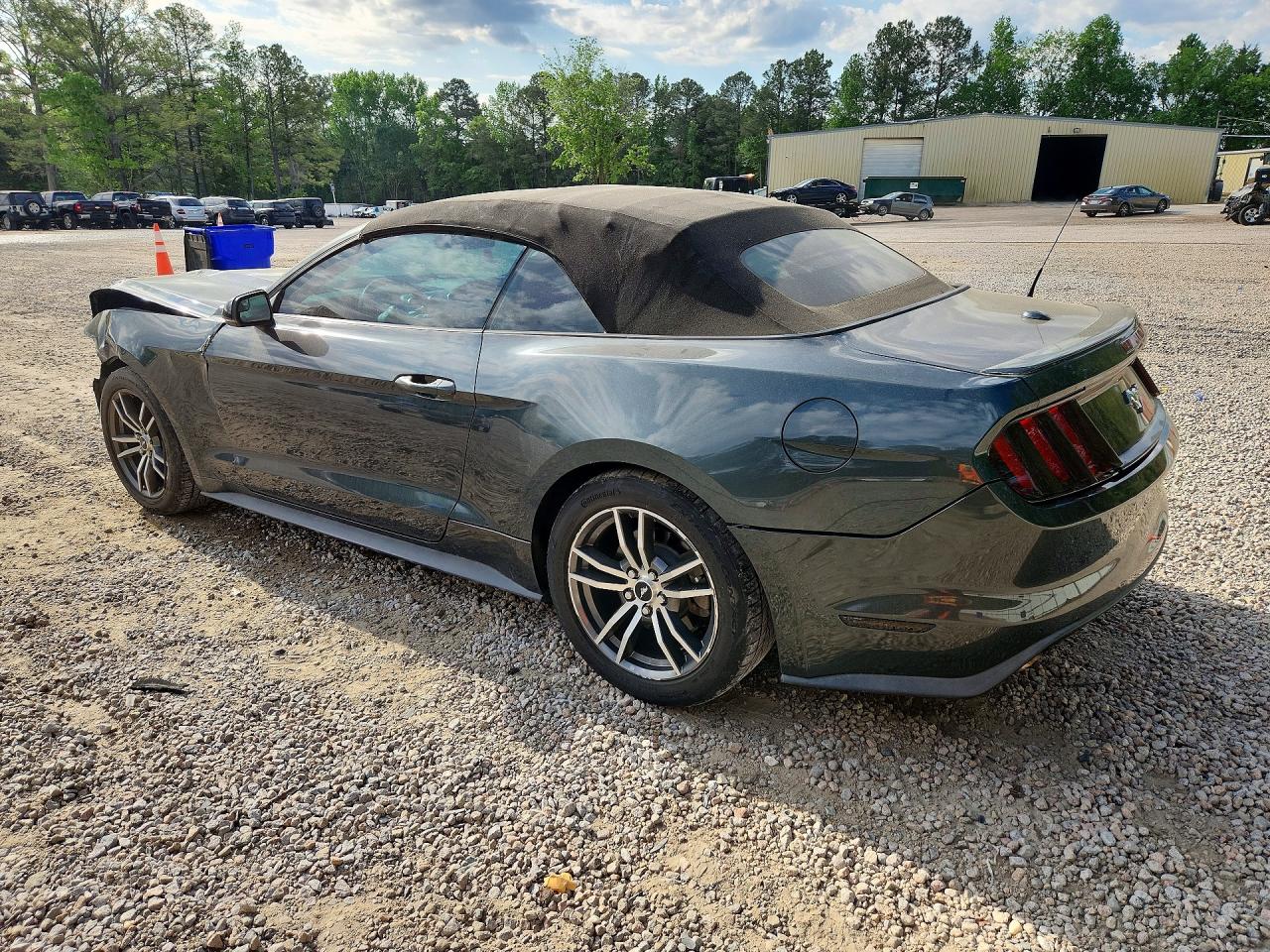 2016 FORD MUSTANG photo 3