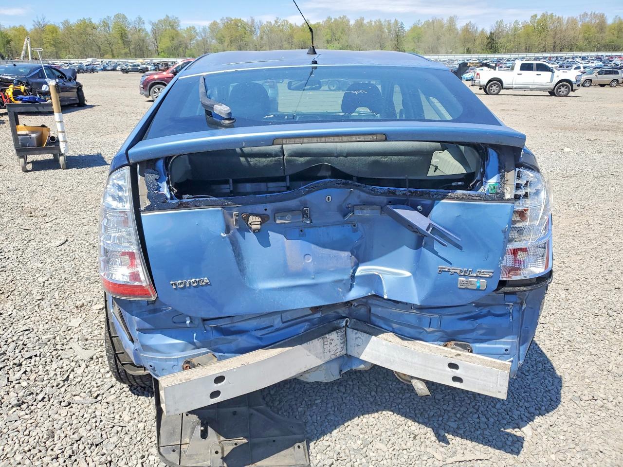2007 TOYOTA PRIUS BASE photo 11