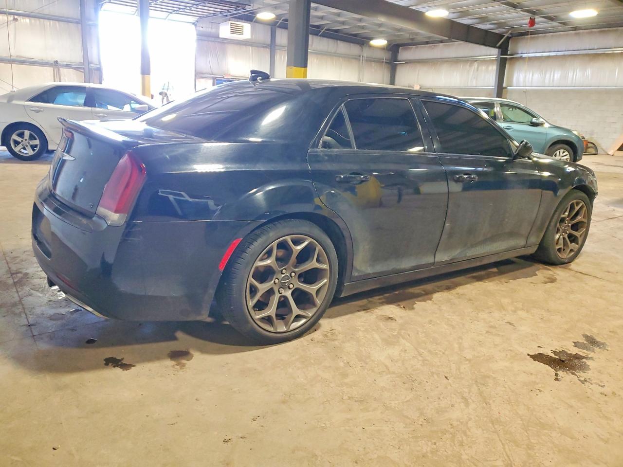 2016 CHRYSLER 300 S photo 3