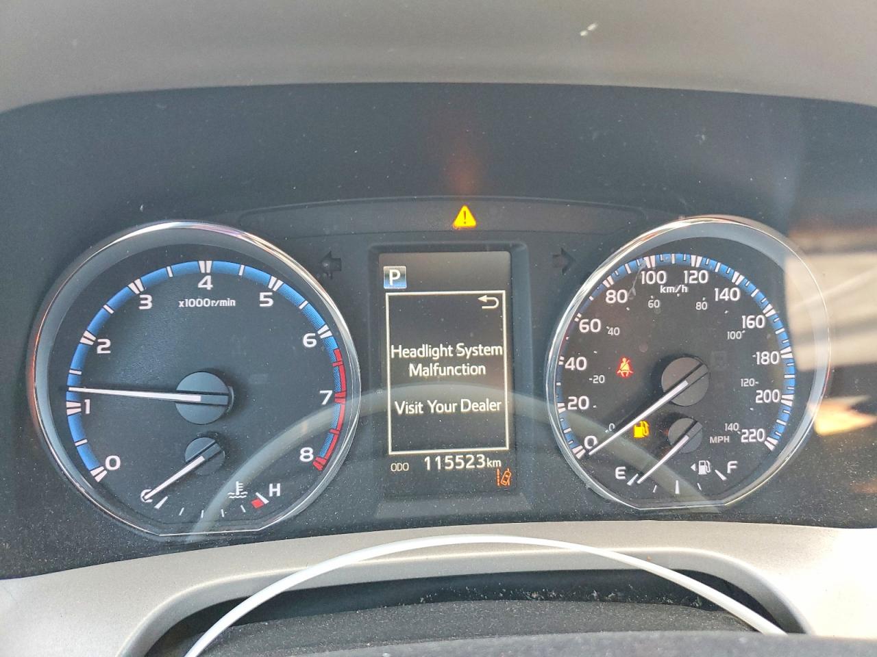 2017 TOYOTA RAV4 XLE photo 9