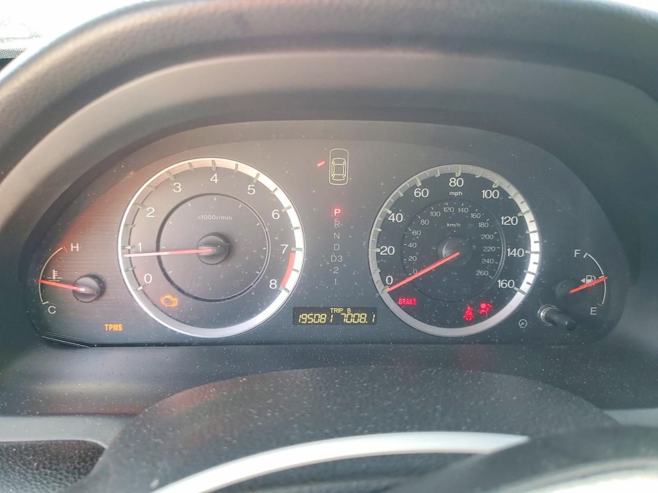 2010 HONDA ACCORD LX photo 25