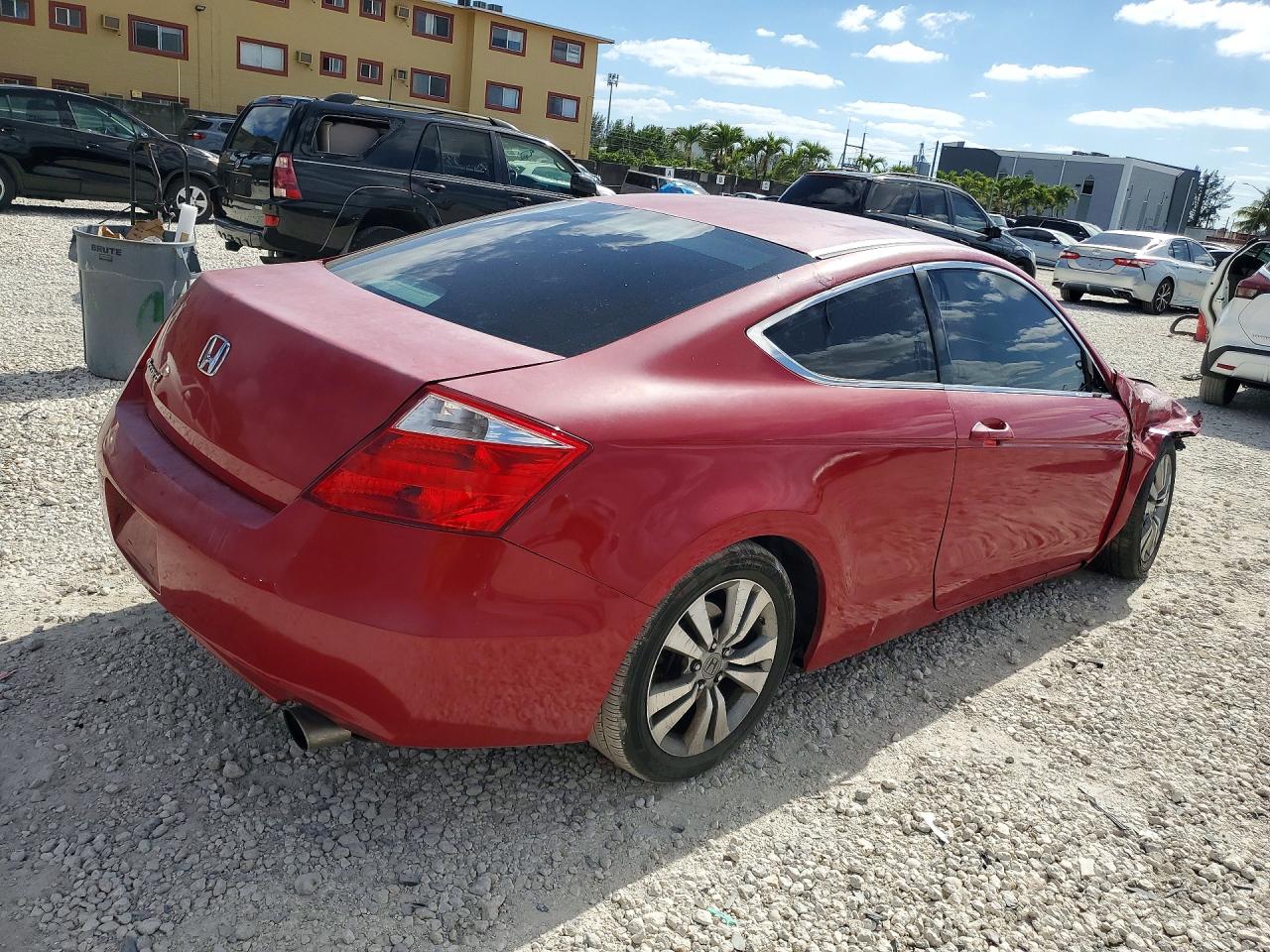 2010 HONDA ACCORD LX photo 7