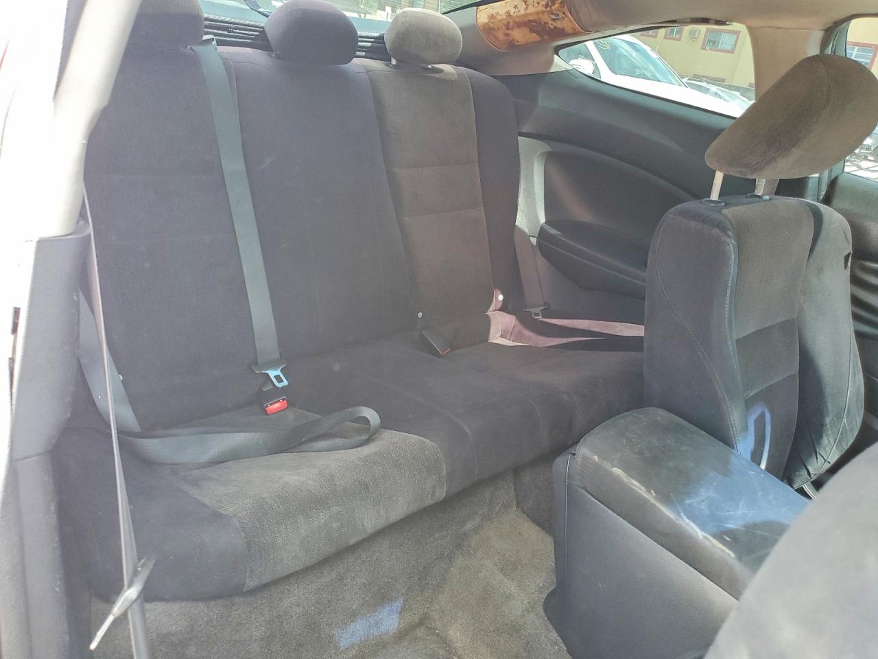2010 HONDA ACCORD LX photo 28